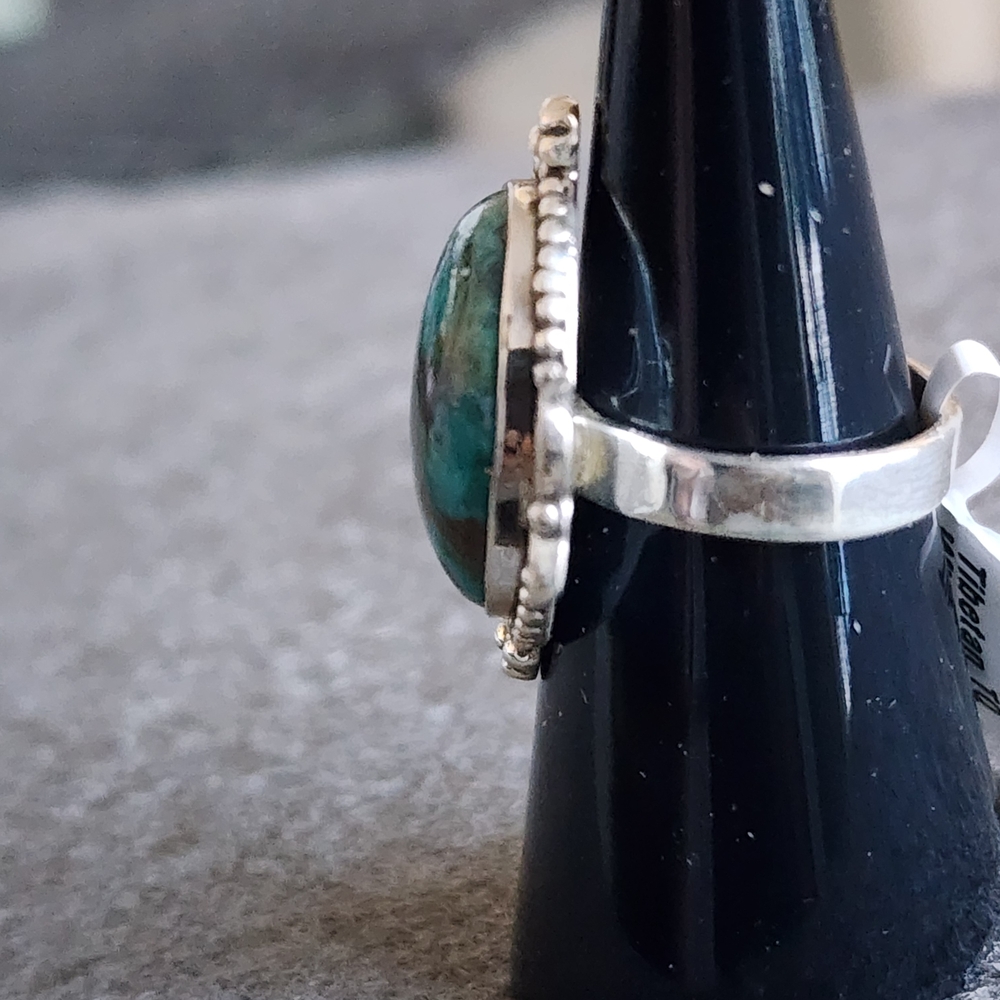 Turquoise Silver Ring - Picture 3 of 4